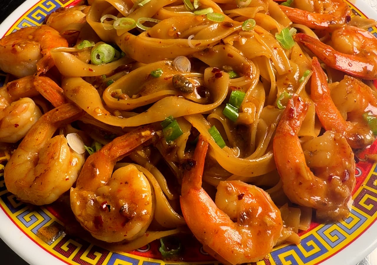Chili Garlic Shrimp Noodles