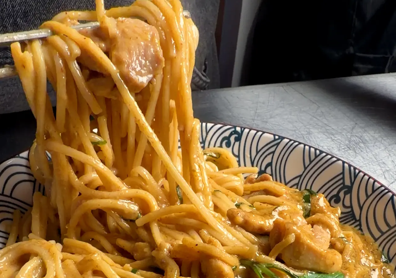 Thai Peanut Curry Noodles
