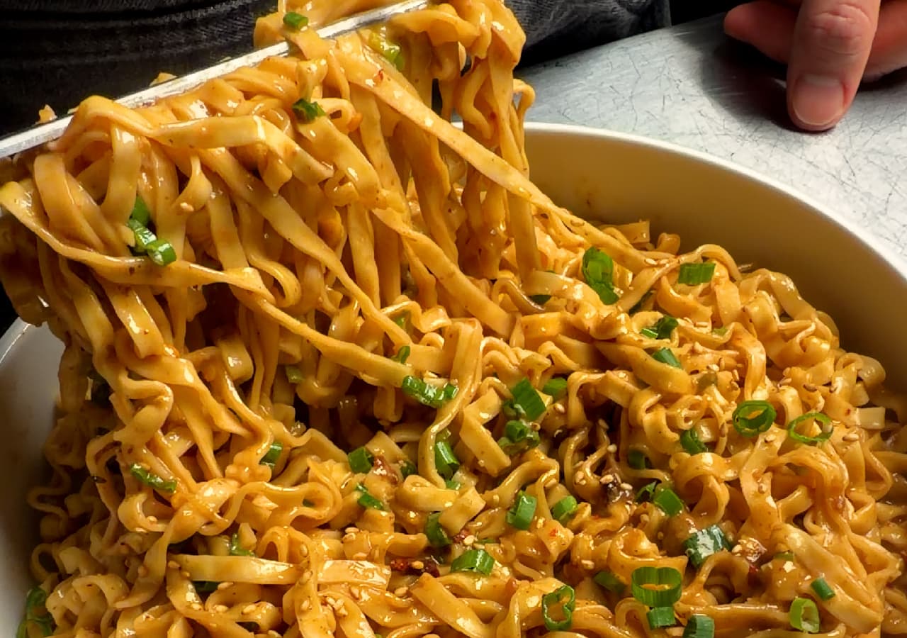 Chili Peanut Noodles