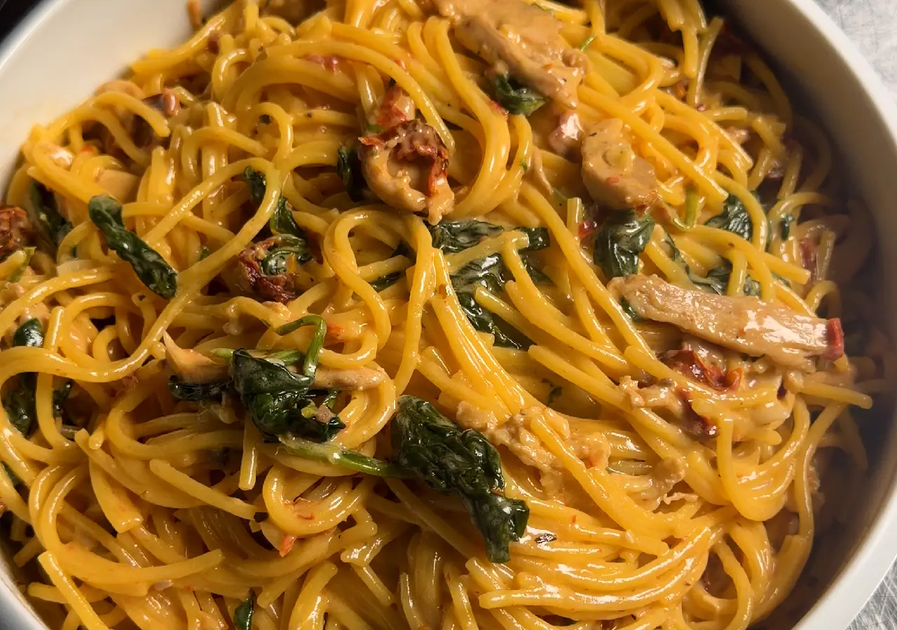 Tuscan Chicken Pasta